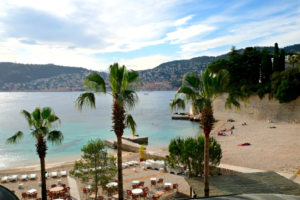 Où se baigner à Nice : la Plage de la Passable