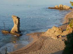 Où se baigner à Toulon : à la plage de la Mitre 