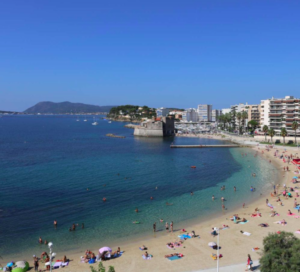 Où se baigner à Toulon : aux plages du Mourillon 