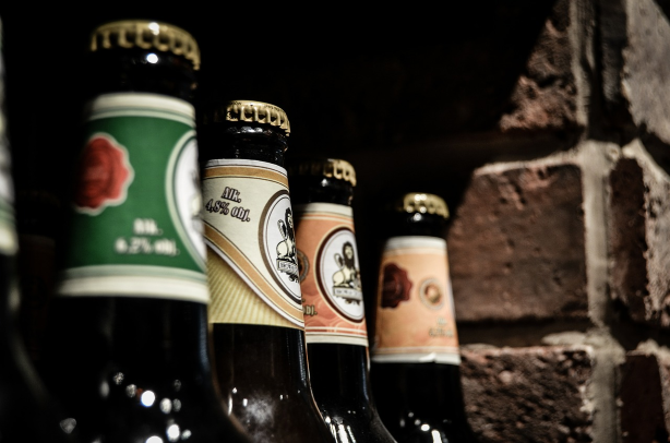 Pour un afterwork dans une ambiance conviviale, passez à la Bièrothèque !