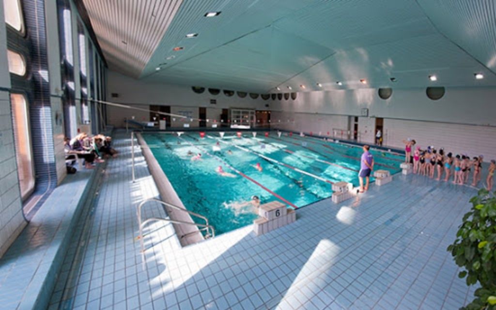 Piscine Cour-des-Lions