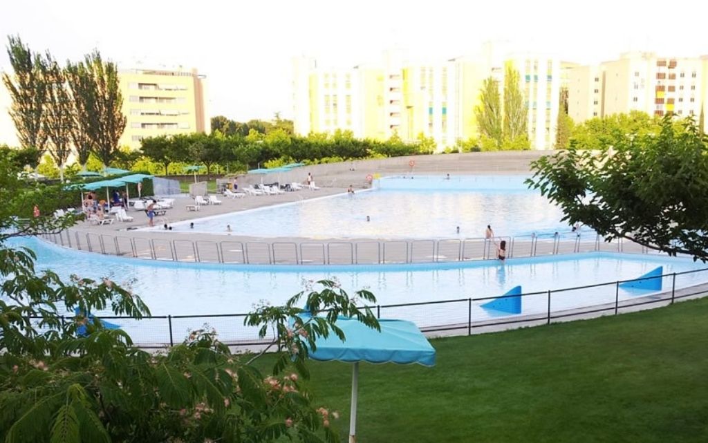 Gruñón Cuaderno salado Las piscinas de Zaragoza: ¿Dónde nadar en Zaragoza?