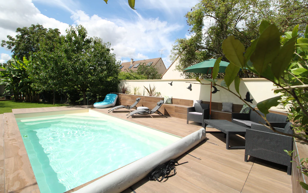 piscine chauffée banlieue parisienne